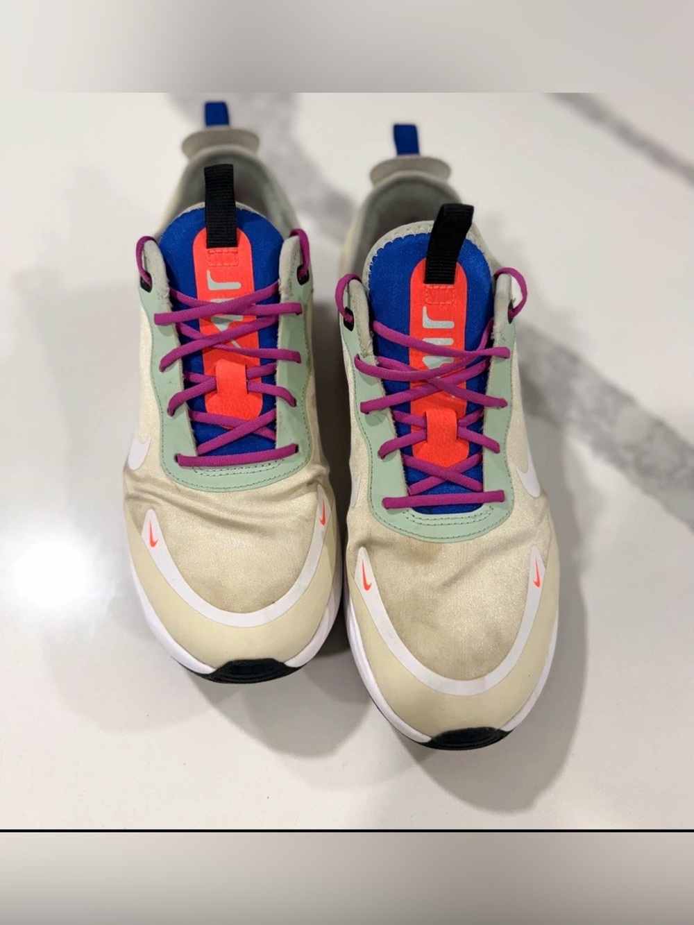 Nike Air Max Dia Fossil Low Top Lace-Up Sneakers CI3898-200 Fossil/Pink